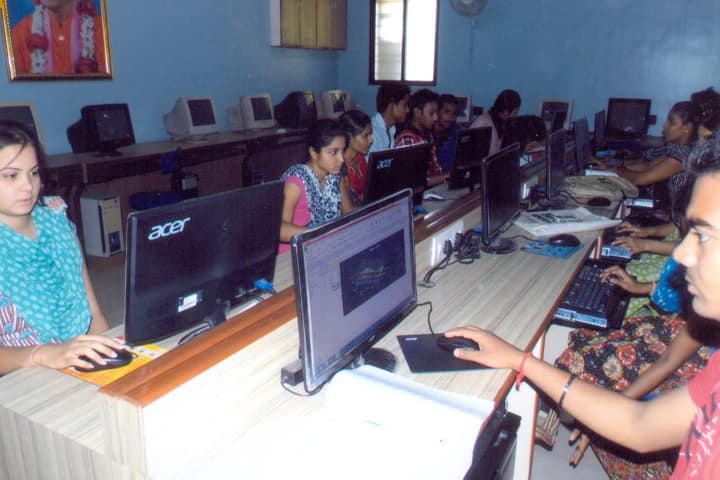 Shree Swaminarayan Arts College, Ahmedabad campus photo 3