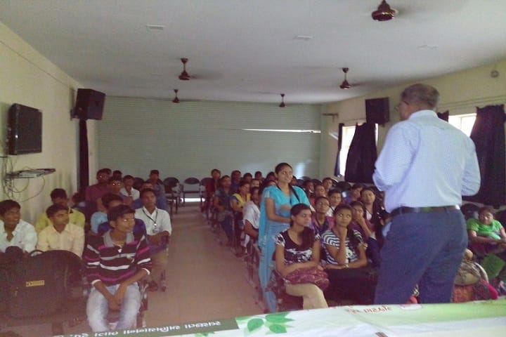 Shree Swaminarayan Arts College, Ahmedabad campus photo 6