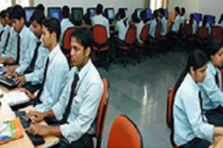 Vinayak Institute of Management, Karnal campus photo 3