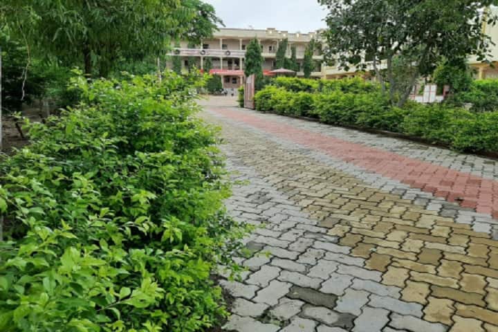 Matrushri DB and KG Commerce and BBA BCA College, Amrapur campus photo 2