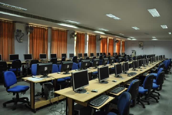 Jayaprakash Narayan Engineering College, Bandlaguda campus photo 2