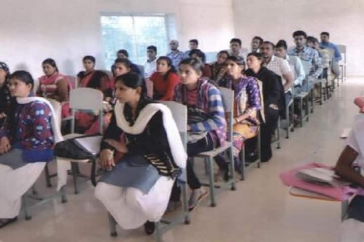 Shri Jagat Narayan Mahavidyalaya, Tikamgarh campus photo 6
