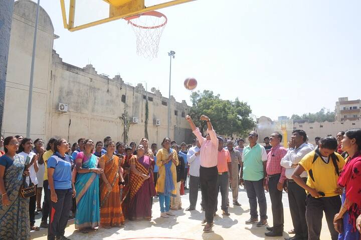 BLDEA'S Smt Bangaramma Sajjan Arts and Commerce College for Women, Vijayapur campus photo 3