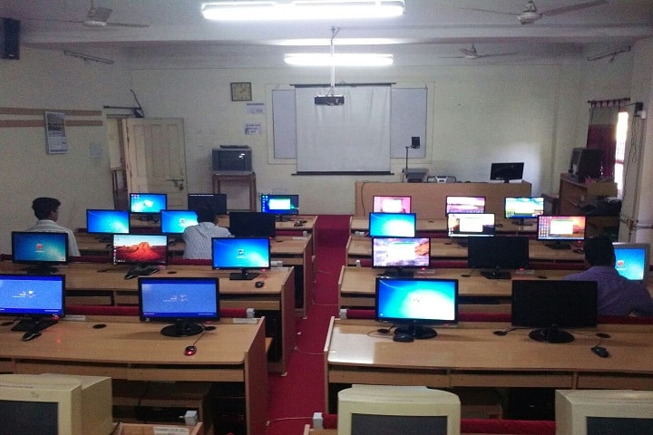 Poonamchand Gupta Vocational College, Khandwa campus photo 5