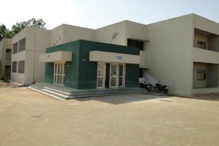 Polytechnic in Agricultural Engineering, Anand Agricultural University, Dahod campus photo 4