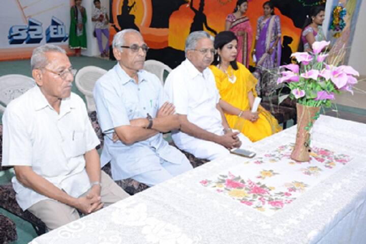 Shree Umiyaji Mahila College, Dhrol campus photo 4
