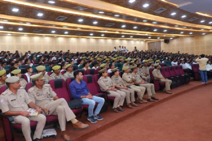Varun Arjun University, Shahjahanpur campus photo 3