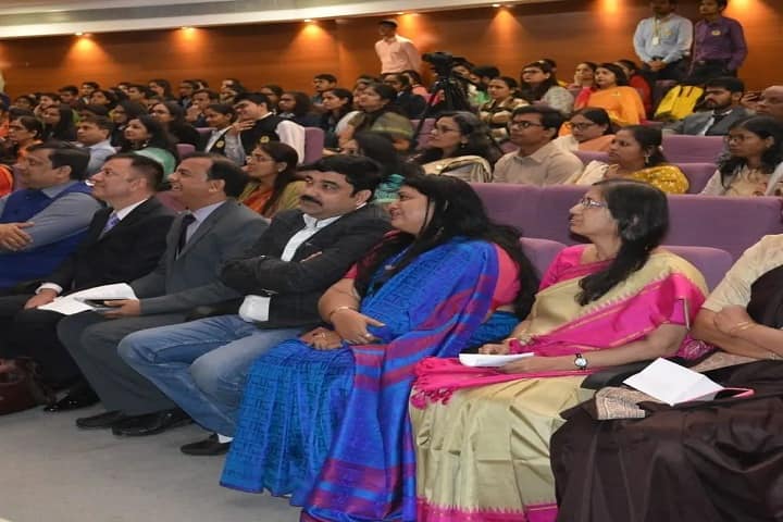 KS School of Business Management and Information Technology, Ahmedabad campus photo 2