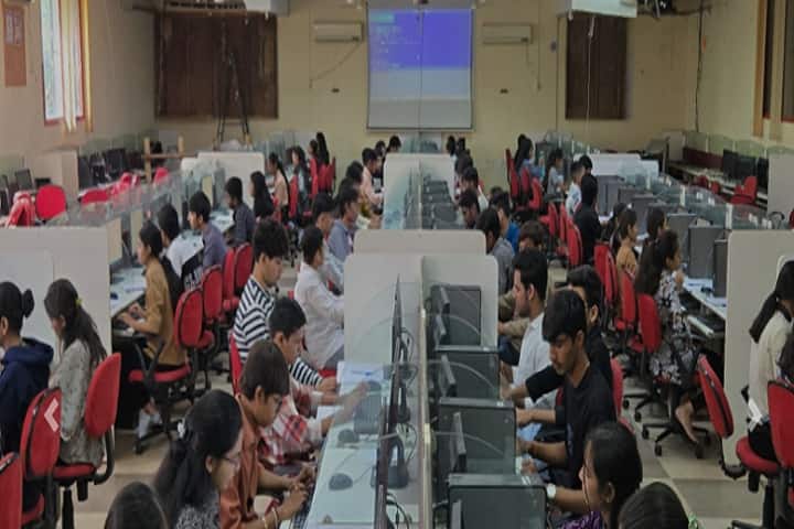 KS School of Business Management and Information Technology, Ahmedabad campus photo 4