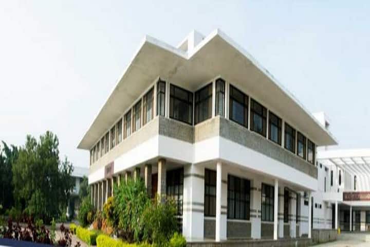 DOMS NALSAR University, Hyderabad campus photo 2