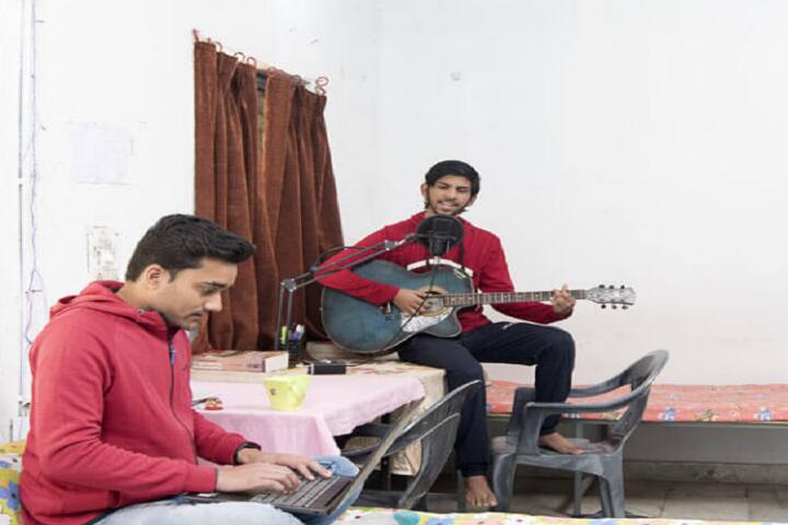 Institute of Legal Studies and Research, GLA University, Mathura campus photo 4