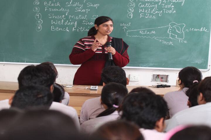 KP College of Management, Agra campus photo 2