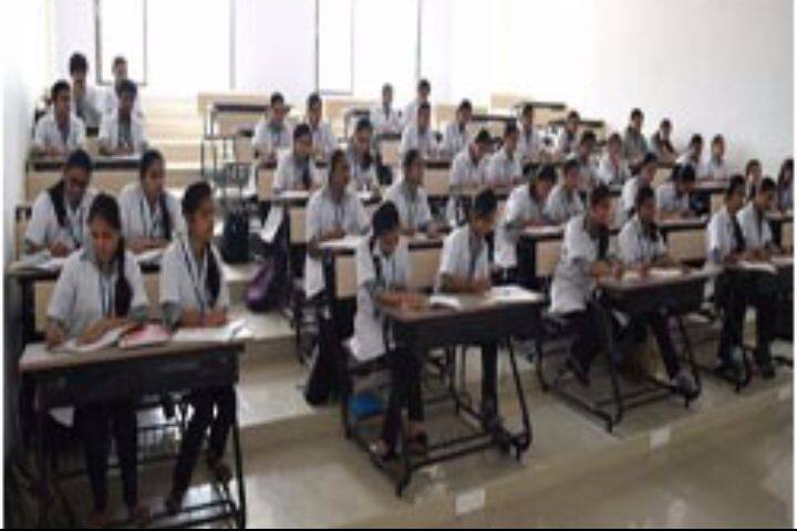 Shrimad Rajchandra College of Physiotherapy, Surat campus photo 3