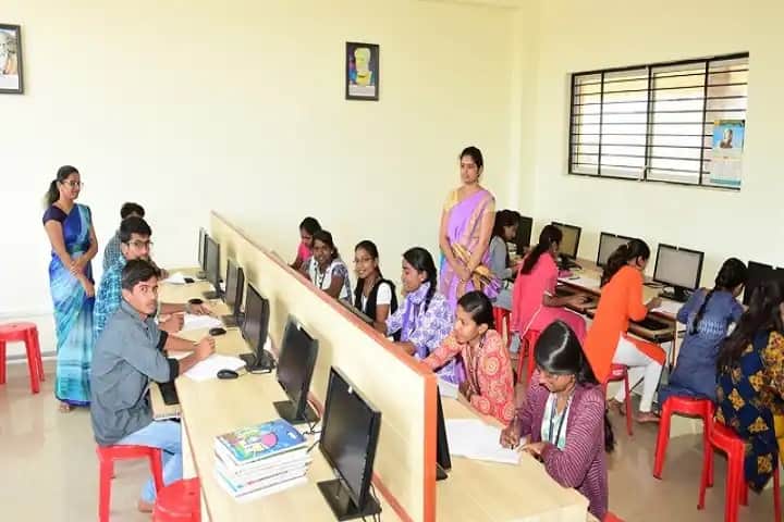 Sree Siddaganga College of Arts Science and Commerce, Tumkur campus photo 5