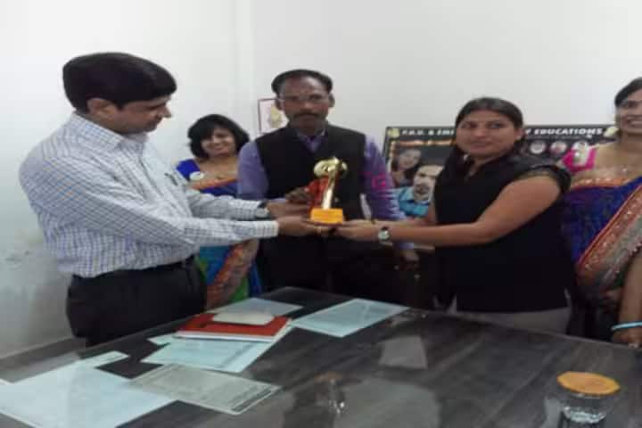 Pt Deendayal Upadhyay Girls B Ed College, Baran campus photo 3