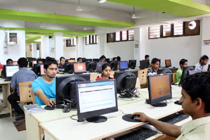 Mittal School of Business LPU Phagwara campus photo 3