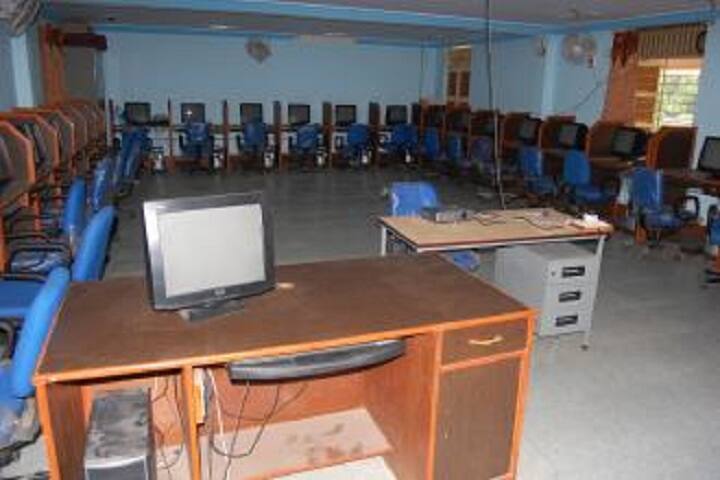 Smt CR Gardi Arts College, Munpur campus photo 3