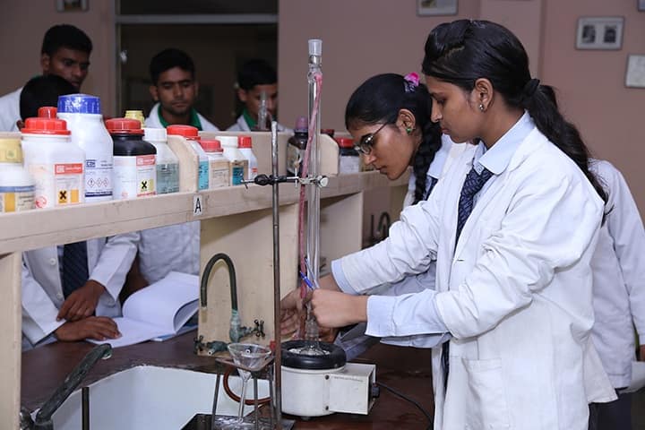 Sanskar College of Pharmacy and Research, Ghaziabad campus photo 2