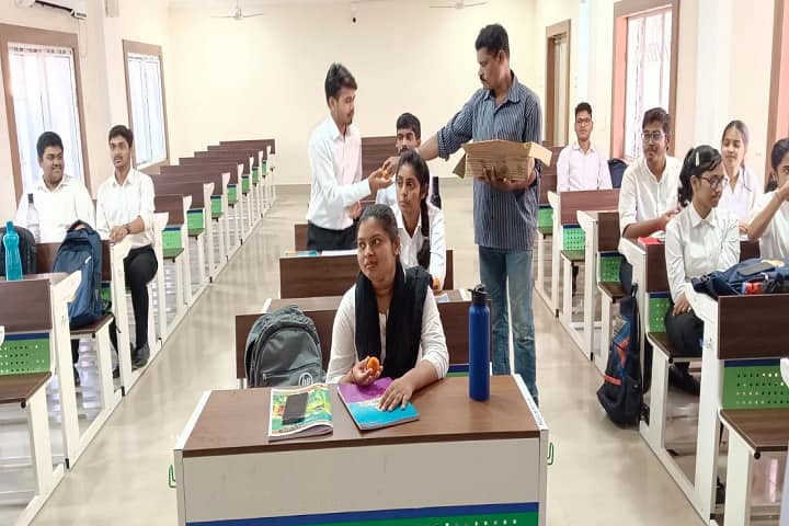 Madhusudan Law University, Cuttack campus photo 6