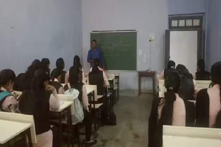 Mahila College, Chaibasa campus photo 2