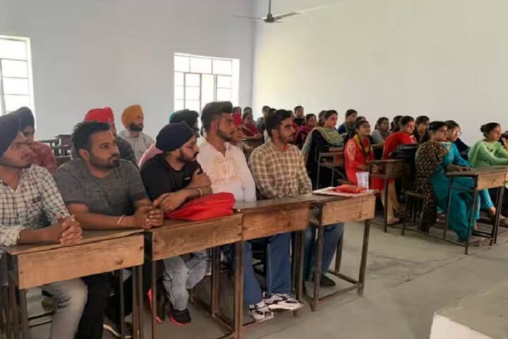 Guru Nanak Prem Karamsar College, Nadala campus photo 5