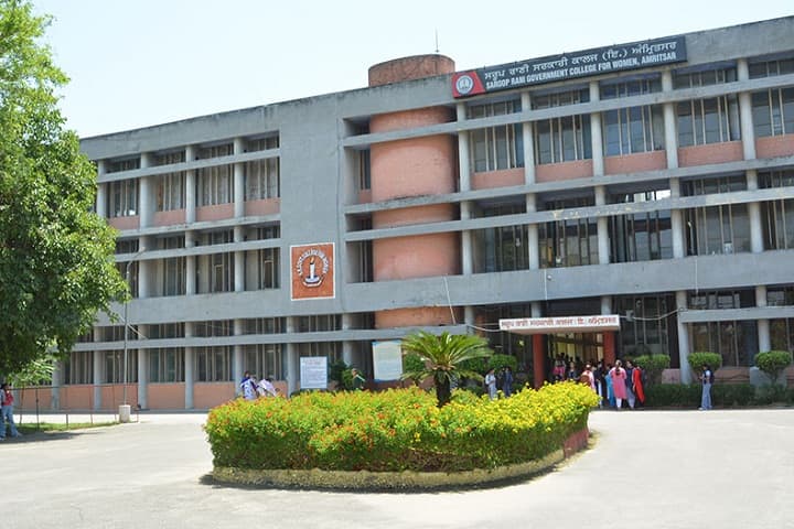 Saroop Rani Government College for Women, Amritsar campus photo 5