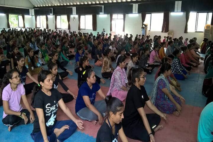 Shree PK Chaudhari Mahila Arts College, Gandhinagar campus photo 3