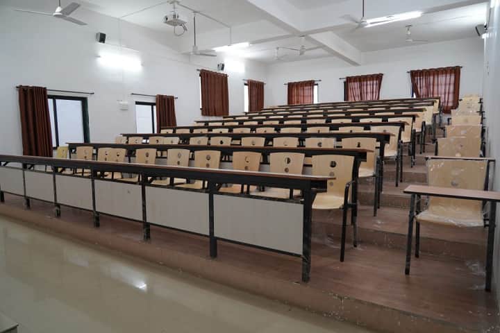 Sumandeep Homoeopathic Medical College and Hospital, Waghodia campus photo 3