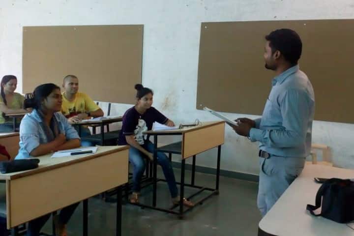 Tulsiramji Gaikwad-Patil College of Architecture, Nagpur campus photo 3